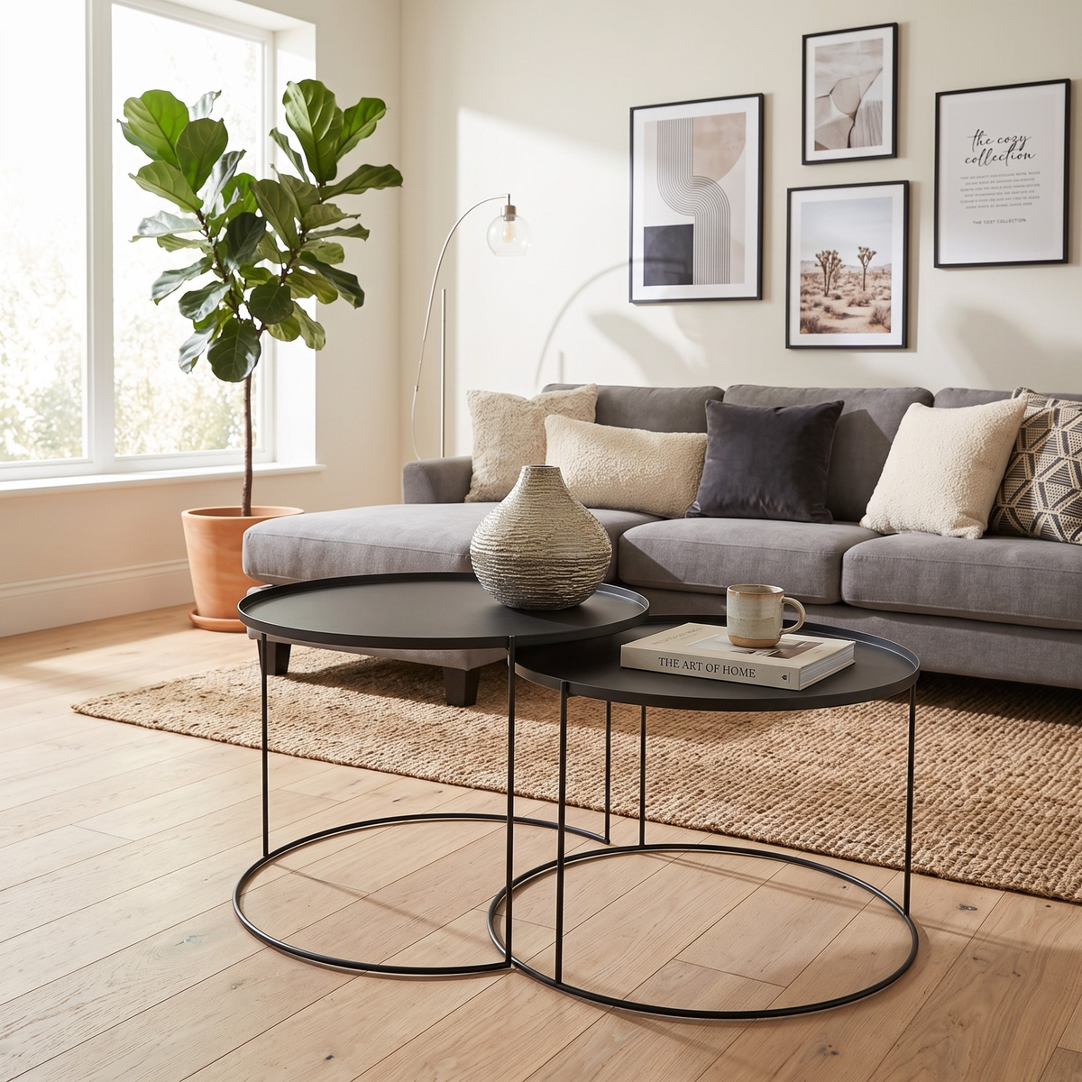 Round Nesting Table Set